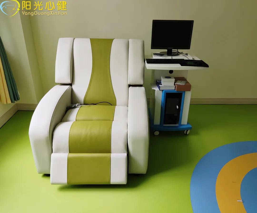 甘孜藏族自治州學(xué)校心理咨詢室建設(shè)完成——專業(yè)設(shè)備助力青少年心理健康